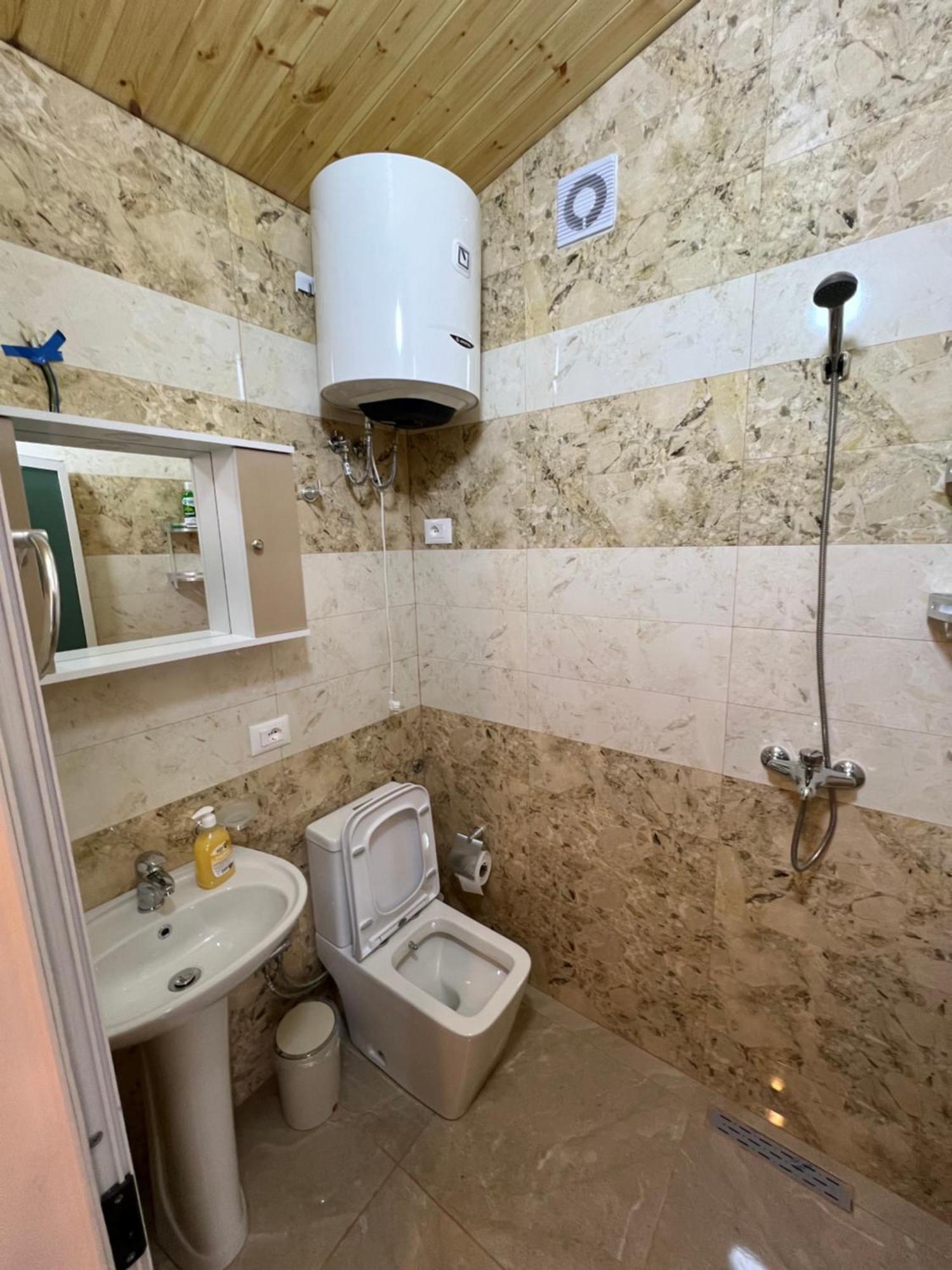 Lake Bliss Cabins Shkoder Bagian luar foto