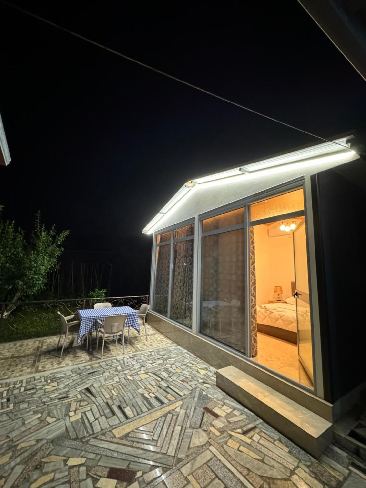 Lake Bliss Cabins Shkoder Bagian luar foto