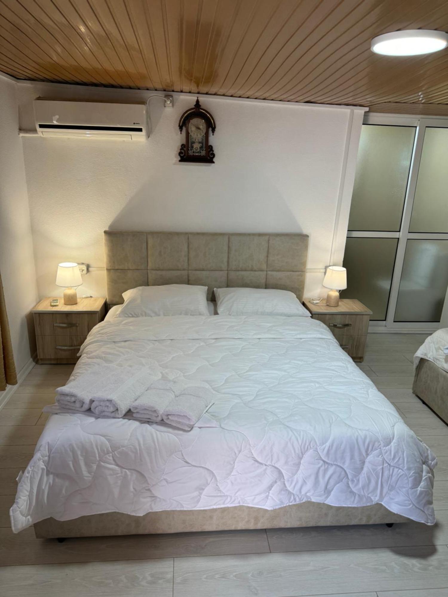Lake Bliss Cabins Shkoder Bagian luar foto